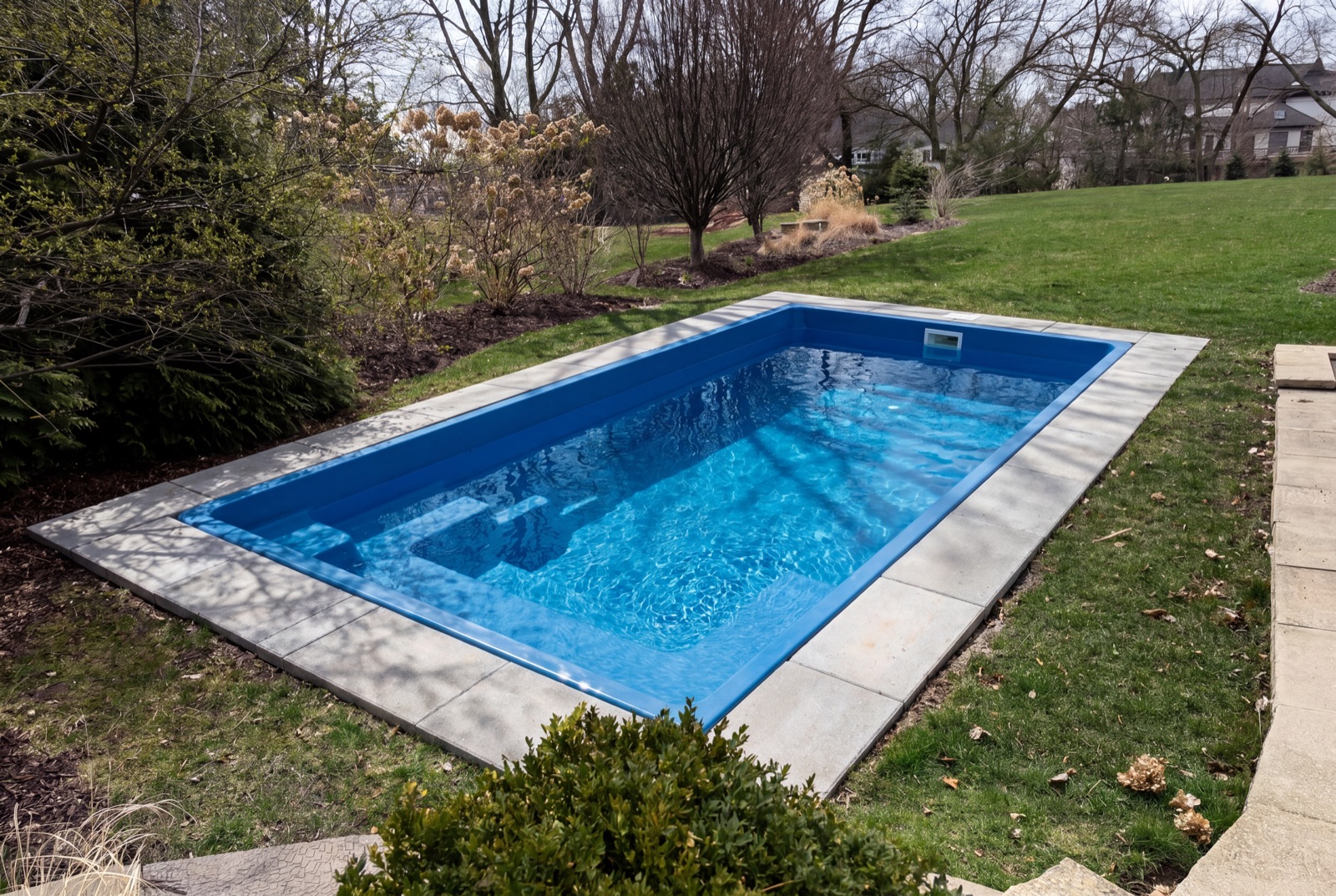 Finished fiberglass pool render